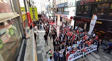 AK PARTİ …Trabzon İl Gençlik Kolları Başkanlığı olarak Filistin Basın Açıklaması