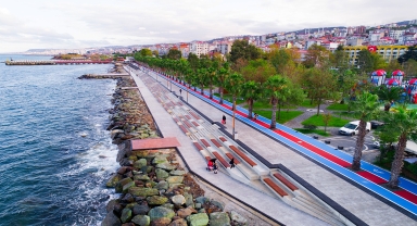 Akçaabat'ta sahil parkının birinci etap çalışmaları tamamlandı