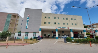 Amasya'da bir kişiyi bıçakla yaraladıkları iddia edilen 2 zanlı tutuklandı