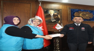 Amasya'da kadınlar dikiş ve mantıdan elde edilen geliri Filistin'e bağışladı