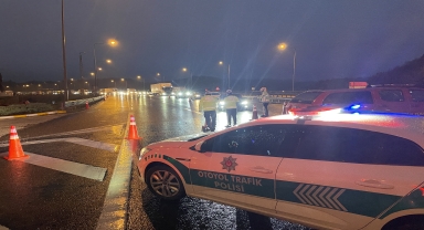 Anadolu Otoyolu Bolu Dağı Tüneli İstanbul yönü heyelan riski nedeniyle kapatıldı