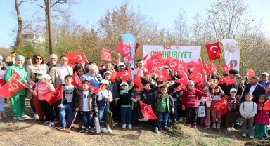 Asarcık ilçesinde Milli Ağaçlandırma Günü'nde 100 fidan dikildi