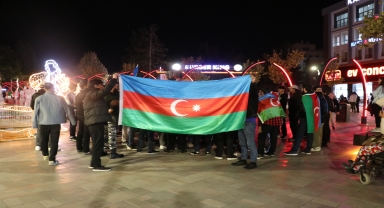 BAİBÜ'deki Azerbaycanlı üniversiteliler Karabağ Zaferi'nin 3. yıl dönümünü kutladı