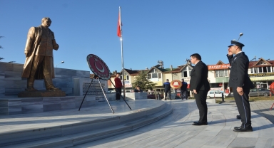 Büyük Önder Atatürk, Niksar'da anıldı