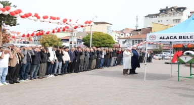 Çorum'da otomobiliyle baraj gölüne düşerek ölen kişinin cenazesi defnedildi