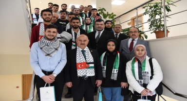 Düzce Üniversitesinden Filistinli öğrencilere eğitim, yemek ve konaklama desteği
