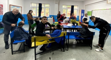 Espiye'de köy okullarındaki öğrencilere kuaförlük hizmeti verildi