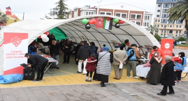 Giresun'da Filistin yararına hayır çarşısı etkinliği