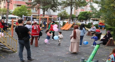 Havza'da Genç Kızılay Havza Şubesinden miniklere sürpriz