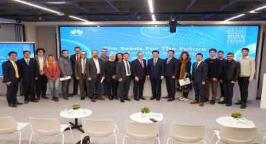 Huawei Türkiye genç bilişimcileri