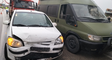 Karabük'teki zincirleme trafik kazasında 2 çocuk yaralandı