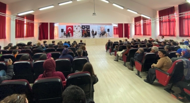 Kıbrıscık'ta tiyatro gösterisi ve sanat müziği dinletisi