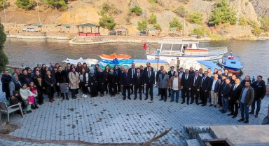 Oğuzlar Belediye Başkanı Yıldırım öğretmenleri ağırladı