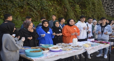Şalpazarı'nda Filistinlilere destek için kermes düzenlendi