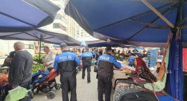 Samsun'da emniyet ekipleri vatandaşları bilgilendiriyor
