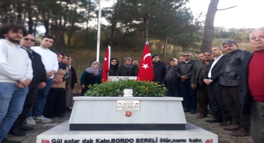 Samsun’da şehit Erdal Bolat kabri başında anıldı