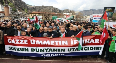 Amasya'da Filistin'e destek yürüyüşü düzenlendi