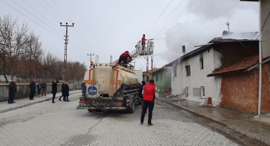Çorum'da yangın çıkan ev kullanılamaz hale geldi