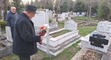 Devlet sanatçısı Sadi Yaver Ataman, Karabük'te mezarı başında anıldı