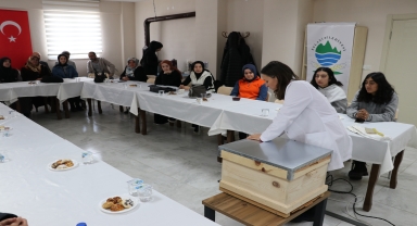 Eflani'de kadın ve genç çiftçilere verilen eğitimlerle arıcılık geliştirilecek