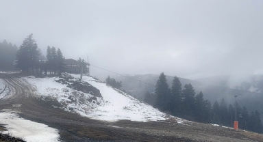 Ilgaz Dağı Kayak Merkezi'nde sis etkili oldu