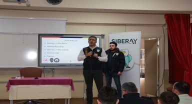 Karabük'te öğrenciler siber suçlara karşı bilgilendirildi