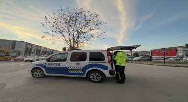 Merzifon'da otomobilin çarptığı yaya yaralandı