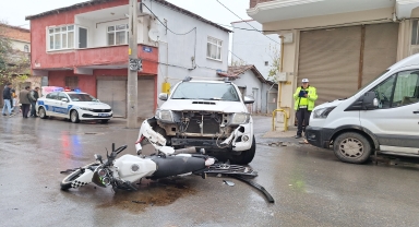 Samsun'da kamyonetle çarpışan motosiklet sürücüsü yaralandı