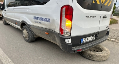Samsun'daki trafik kazasında 3'ü öğrenci 4 kişi yaralandı
