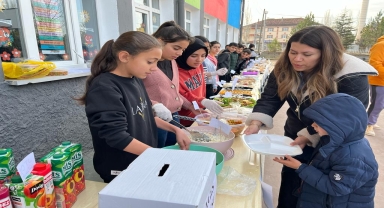 Sulusaray'da Filistin yararına kermes düzenlendi