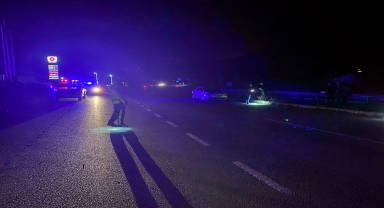 Tokat'ta otomobilin çarpıp kamyonun üzerinden geçtiği kişi öldü