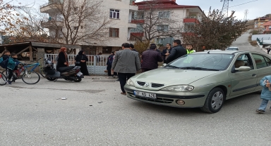 Tosya'da otomobil ile çarpışan motosikletin sürücüsü yaralandı