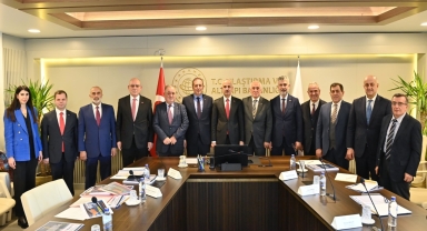 Trabzon Reel Sektör Platformu temsilcileri Bakan Uraloğlu'na taleplerini iletti