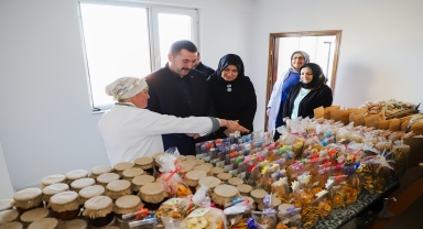 Turhal Kadın Girişimi Üretim ve İşletme Kooperatifinde yöresel ürünler üretiliyor