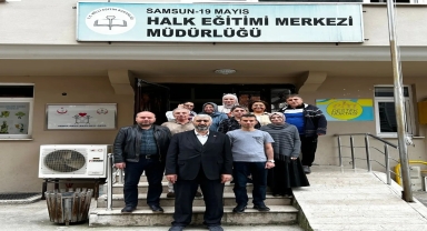 19 Mayıs'ta 40 yıl eğitim camiasında görev yapan Şinasi Aksan emekliliğe uğurlandı