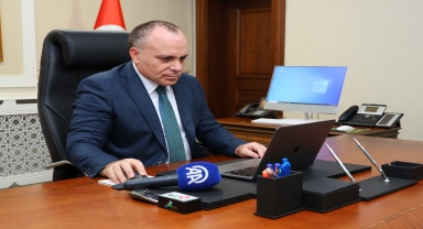 Artvin Valisi Ünsal,