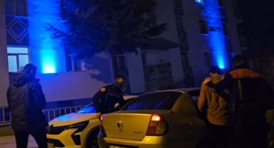 Çorum'da birbirini tehdit eden 5 kişi gözaltına alındı