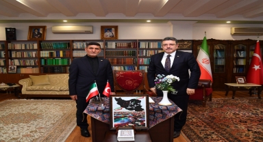Ortahisar Belediye Başkanı Genç'ten, Başkonsolos Mohebati'ye taziye ziyareti