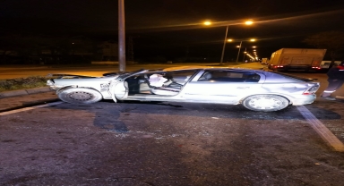 Samsun'da devrilen otomobilin sürücüsü öldü