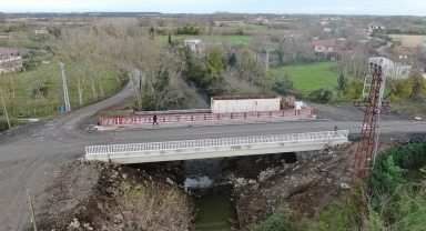 Samsun'da sel ve taşkın risklerine karşı iki köprü yeniden inşa edildi