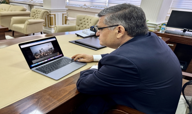 Sinop Valisi Özarslan, AA'nın "Yılın Kareleri" oylamasına katıldı