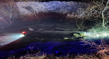 Tokat’ta dereye devrilen otomobildeki 3 kişi yaralandı