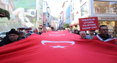 Trabzon ve Ordu'da düzenlenen yürüyüşlerle İsrail protesto edildi