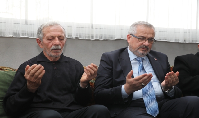 Belediye Başkanı Kılıç'tan depremde yakınlarını kaybeden aileye ziyaret