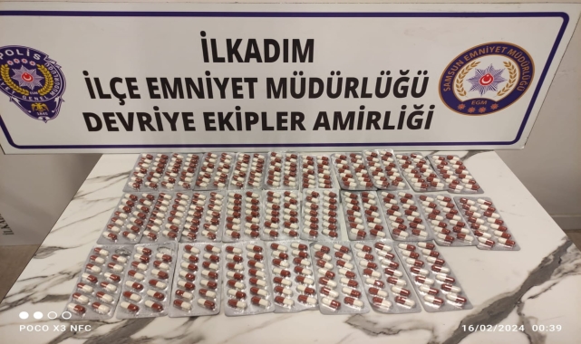 Samsun'da araçtan atılan poşette sentetik ecza hapı bulundu