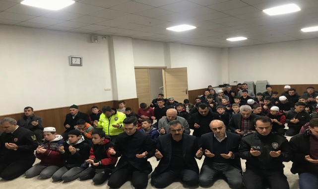 Samsun'da depremde hayatını kaybedenler için anma programları düzenlendi