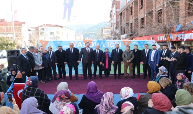 Taşova'da AK Parti Seçim İrtibat Bürosu açıldı