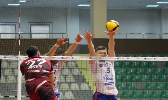 Voleybol: AXA Sigorta Efeler Ligi