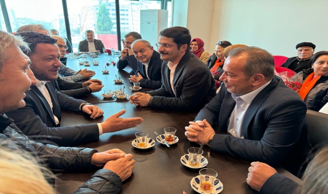 AK Parti Bolu Belediye Başkanı adayı Demirkol, seçim çalışmalarını sürdürdü