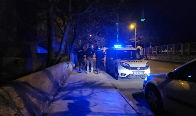 Çorum'da bekçilerden kaçarken yakalanan kişinin 5 aynı suçtan arandığı belirlendi